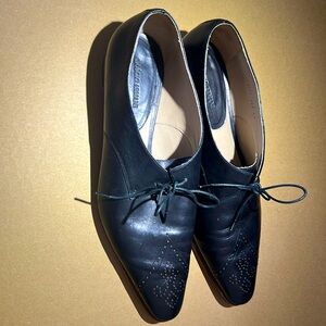 beautiful giorgio armani flats. these are stunning to wear!